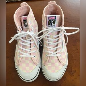 Vans Off The Wall Women’s Pink & Gold Square Design High Top Lace-up Sneakers